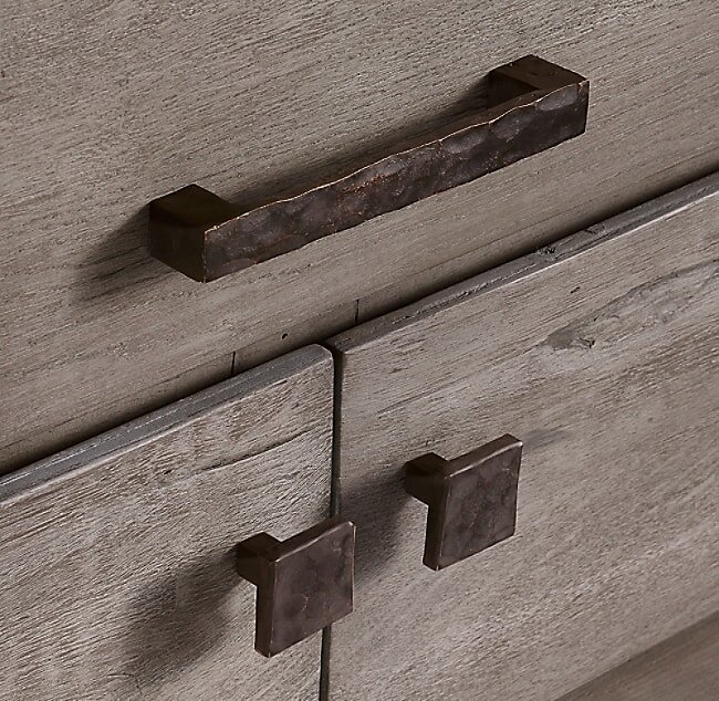 Ручка-кнопка Restoration Hardware Alden L.3.8 Hammered Iron
