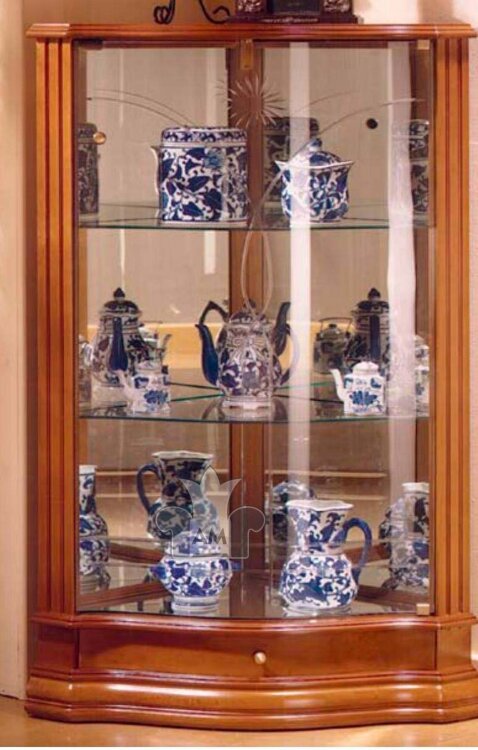 Угловая витрина ref.24 IDC