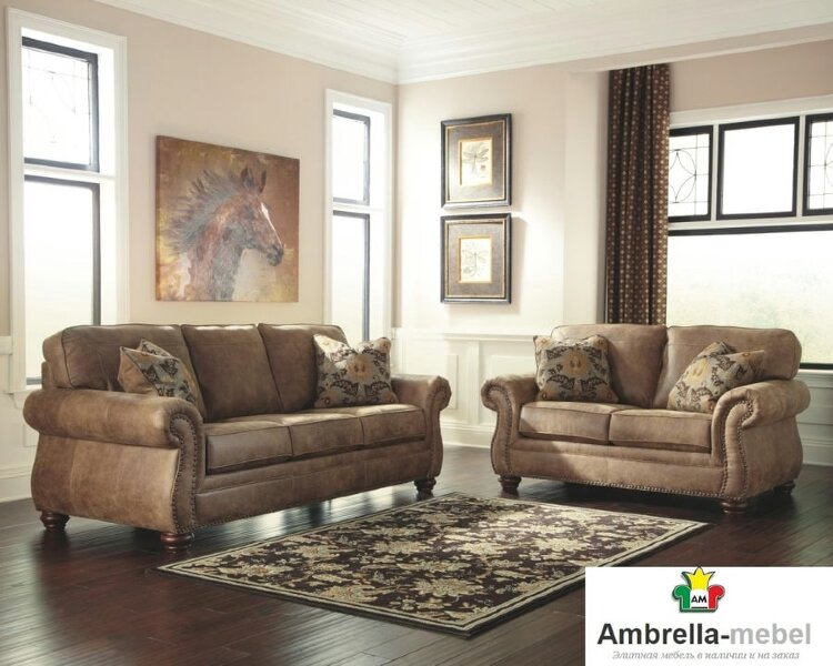 3190135 Диван двухместный Larkinhurst, Ashley Furniture