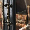 Витрина HOOKER FURNITURE Charleston