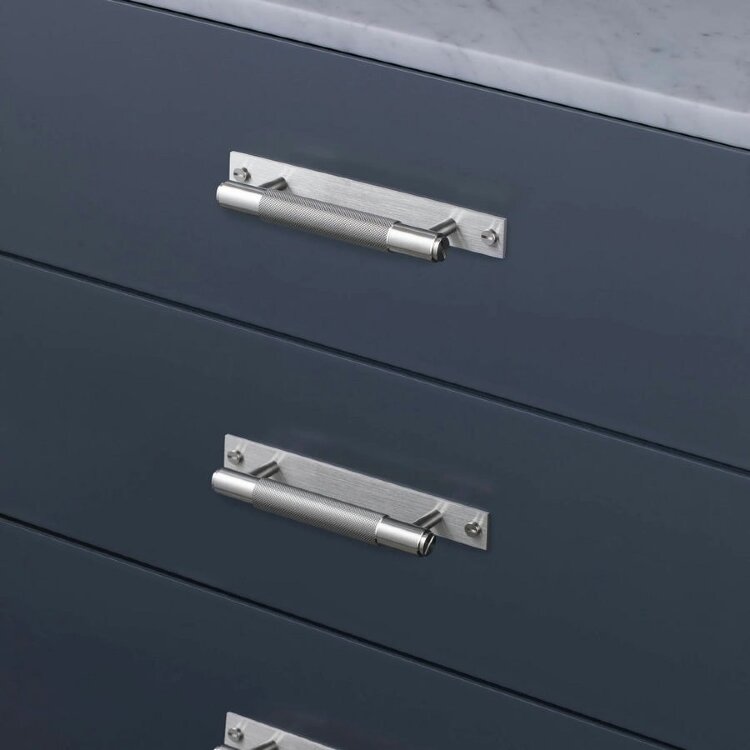 Ручка-скоба Buster and Punch Pull Bar Plate Cross Steel