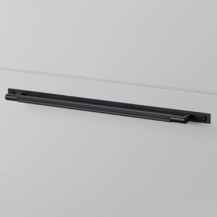 Ручка-скоба Buster and Punch Pull Bar Plate Linear Large Black