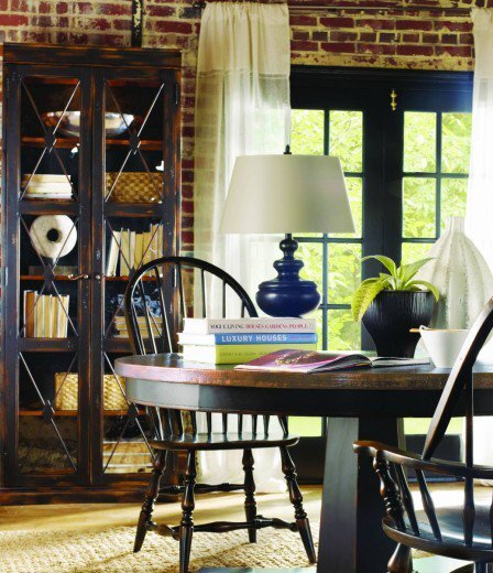 Витрина HOOKER FURNITURE SANCTUARY TWO-DOOR THIN DISPLAY BLACK