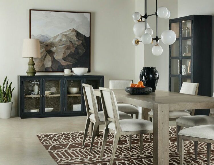 Витрина HOOKER FURNITURE Shou Sugi Ban