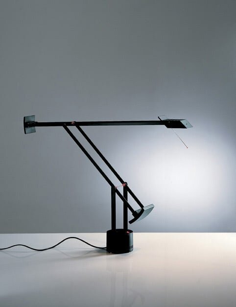 Настольная лампа Artemide Tizio LED Black