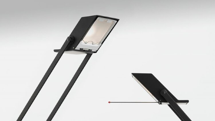 Настольная лампа Artemide Tizio White