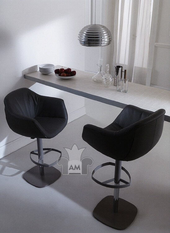 Барный стул PIQUET OZZIO DESIGN S550