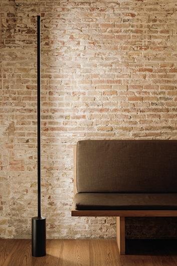 Напольный светильник Vibia Sticks 7348 Black 3000K