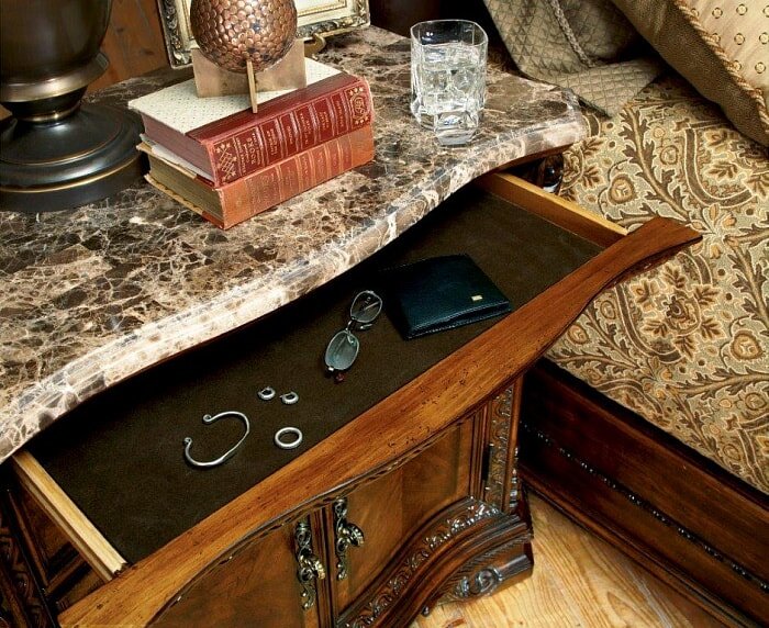 Комод A.R.T. Furniture OLD WORLD MARBLE CHEST