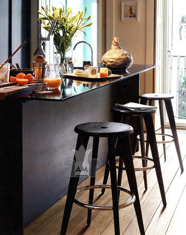 Барный стул TABOURET HAUT VITRA 212 016 00