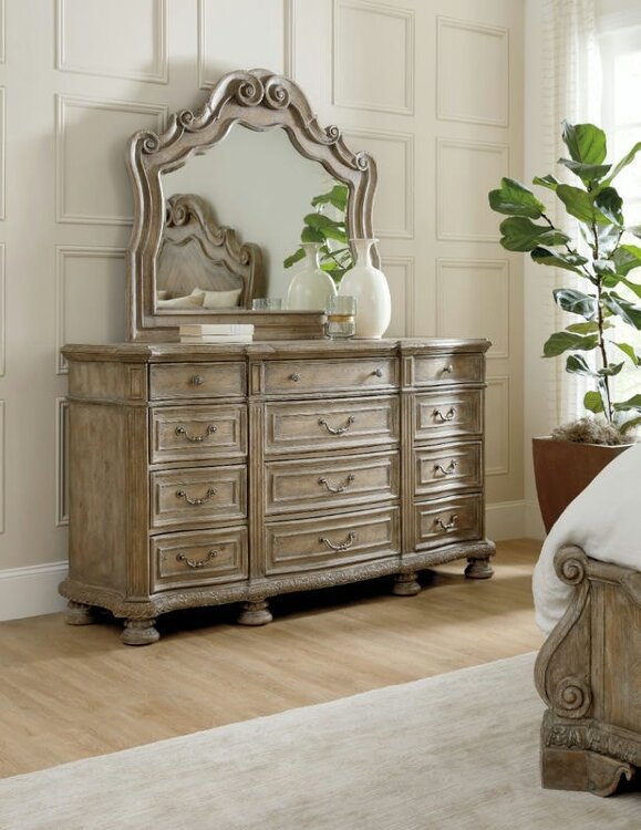 Комод HOOKER FURNITURE Castella