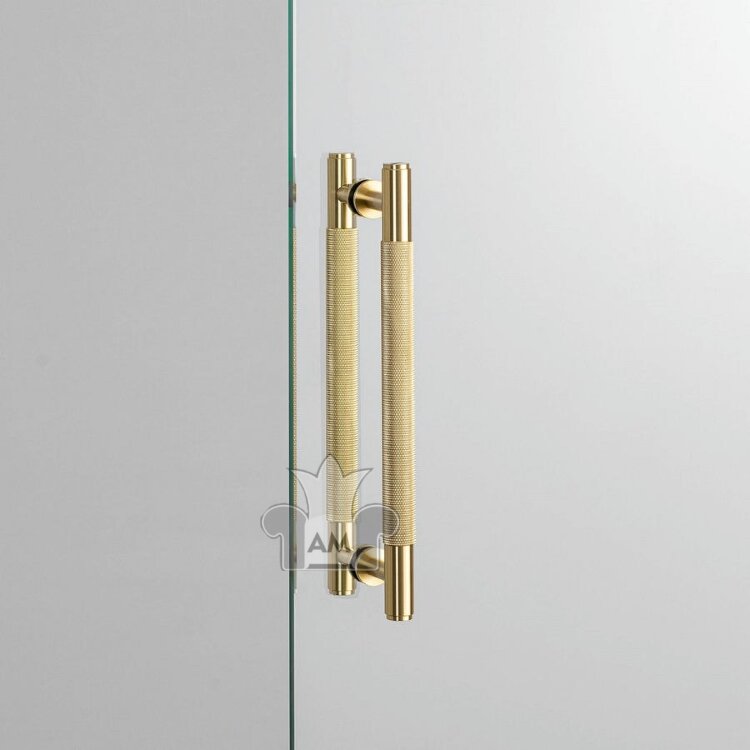 Ручка-скоба Buster and Punch Pull Bar Double-Sided Cross Brass