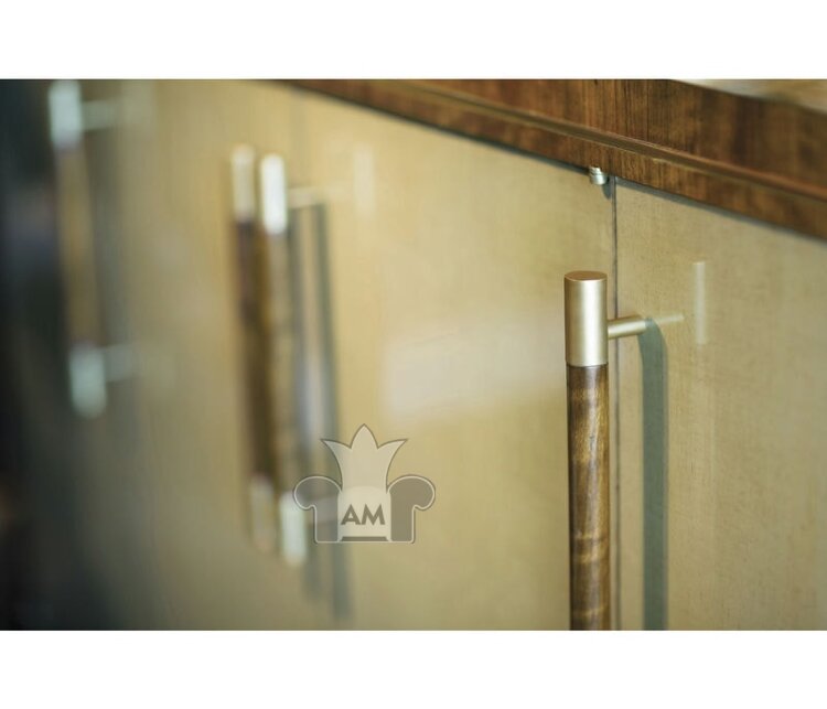 Буфет Jonathan Charles Hyedua and Ivory Sideboard