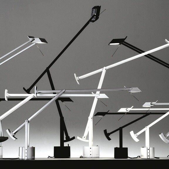 Настольная лампа Artemide Tizio Micro Black